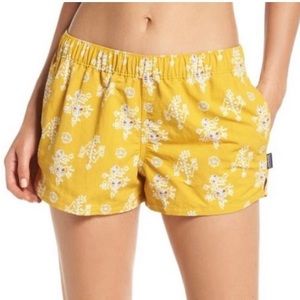 Patagonia 2" baggies shorts size S